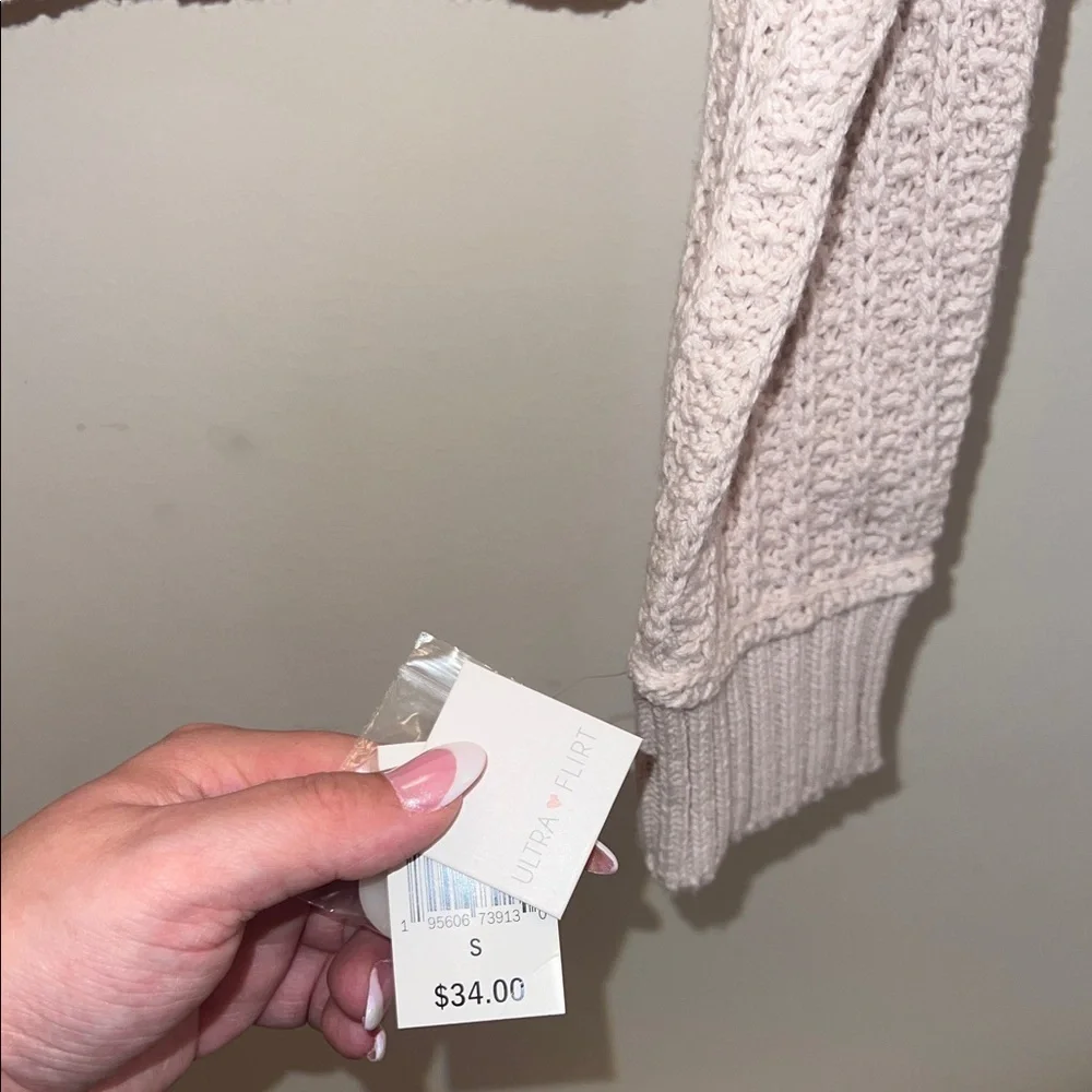 Ultra Flirt Textured Knit Button-Front Cardigan – NWT Small - Picture 7 of 10